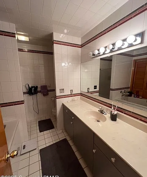 520 Maxine Dr — Photo 22