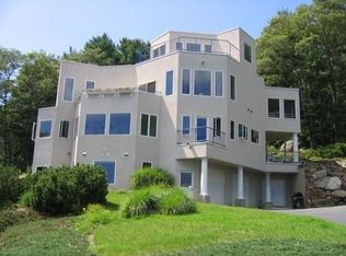 334 Summer St, Manchester, MA 01944