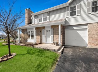 3072 Anton Cir, Aurora, IL 60504
