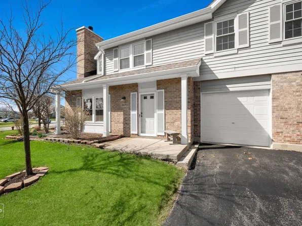 3072 Anton Cir, Aurora, IL 60504