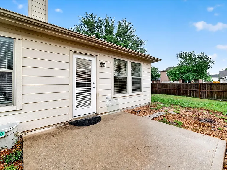 9219 Pinderfield Ct — Photo 36