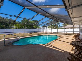 1212 63rd St NW, Bradenton, FL 34209