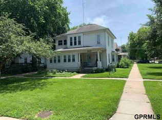 1105 Peach St, Lincoln, NE 68502