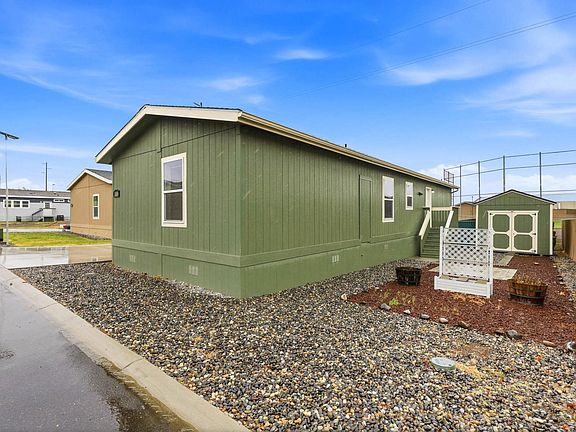 2nd image of 3517 N Road 84 #110C