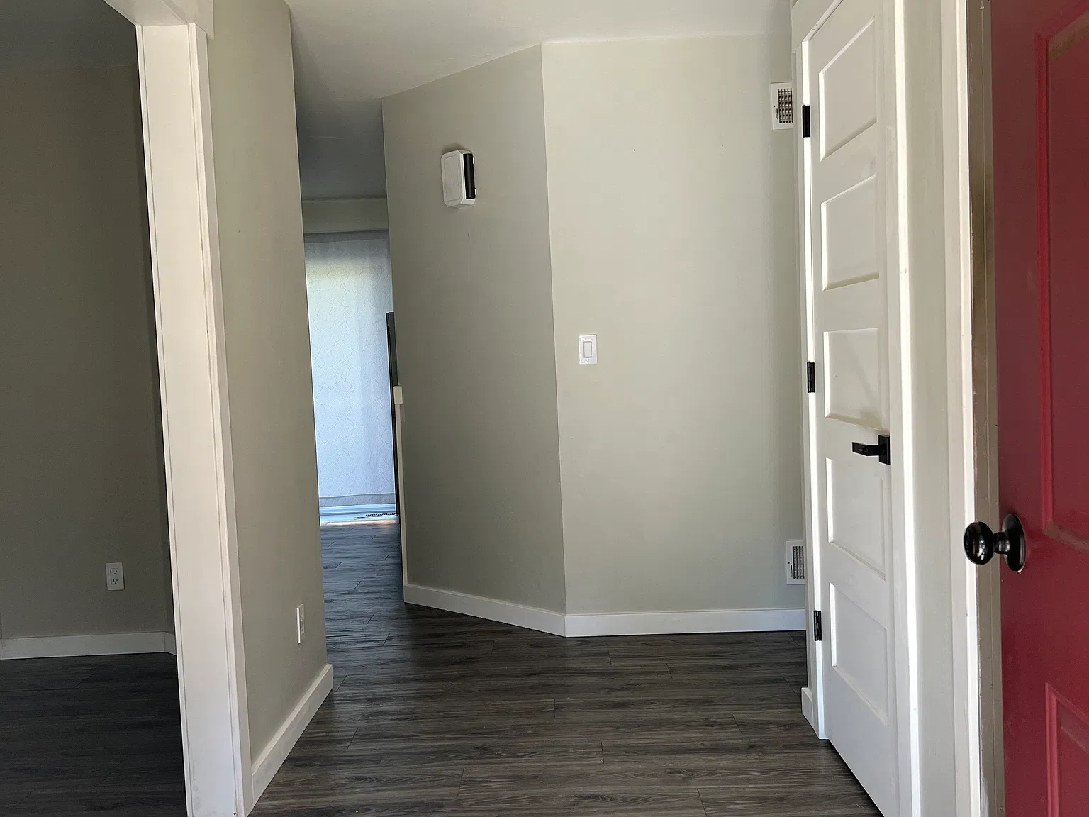 2 bed, 1104 sqft, $2,000 — Photo 4
