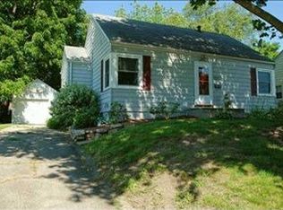 1212 62nd St, Des Moines, IA 50311
