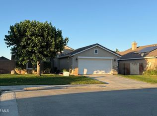 3918 Parkridge Ave, Rosamond, CA 93560