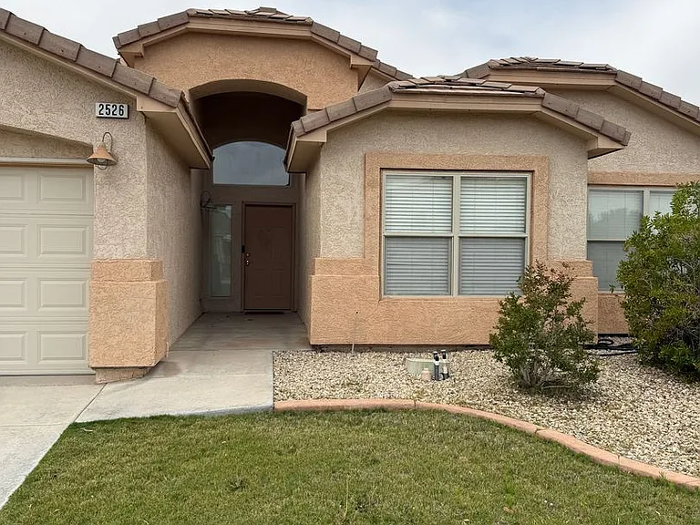 2526 Tuscan Hills Ln — Photo 3