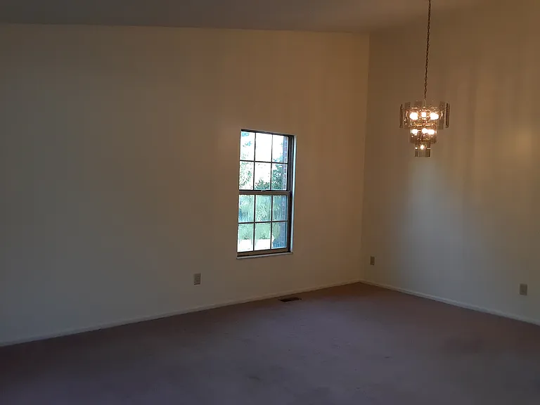 3540 Chesapeake Dr — Photo 2