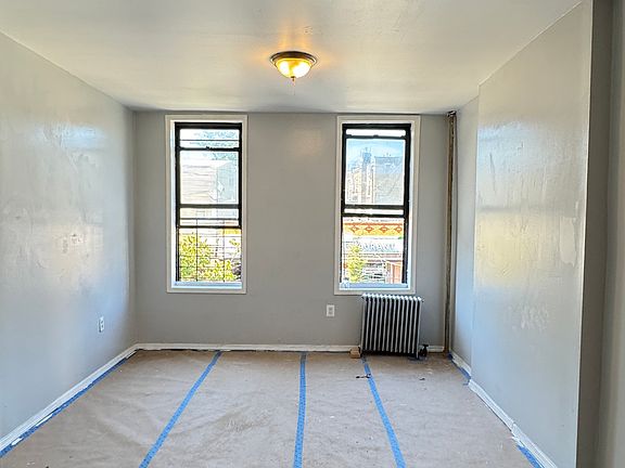 5th image of 237 Cleveland St APT 2L