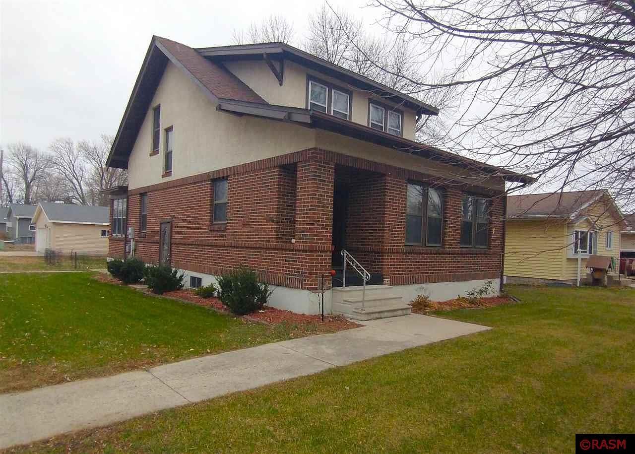 1026 N Garden St, New Ulm, MN 56073 Zillow