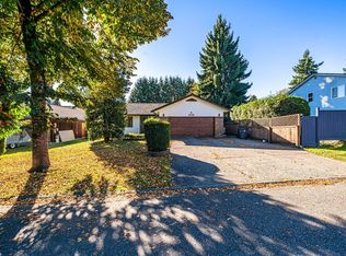 15728 99a Ave, Surrey, BC V4N2A9