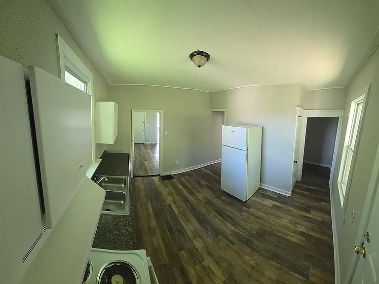 1016 Ervin Ter — Photo 1