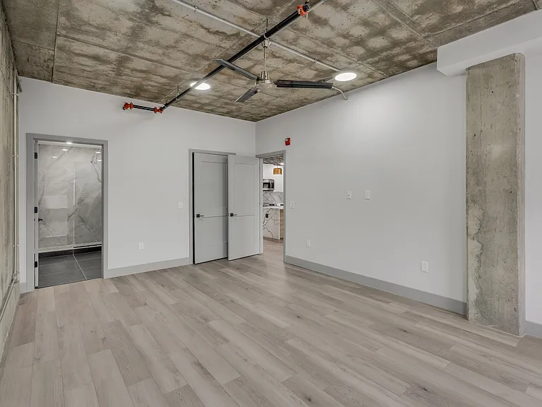 1812 E Venango St #B-7 — Photo 11