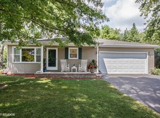 317 Stonegate Rd, New Lenox, IL 60451