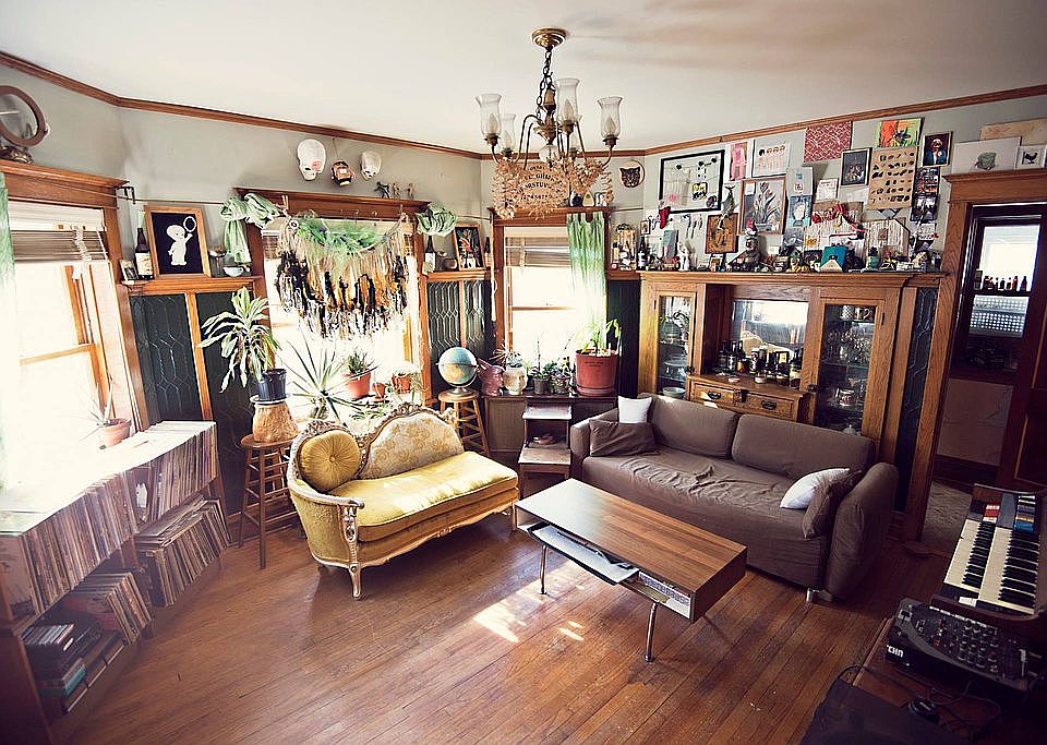 2nd image of 2134 N Lawler Ave