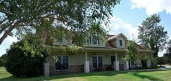 1st image of 2427 Creek Place Dr