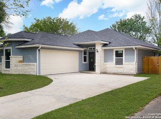 9215 Johnny Reb Dr, San Antonio, TX 78240