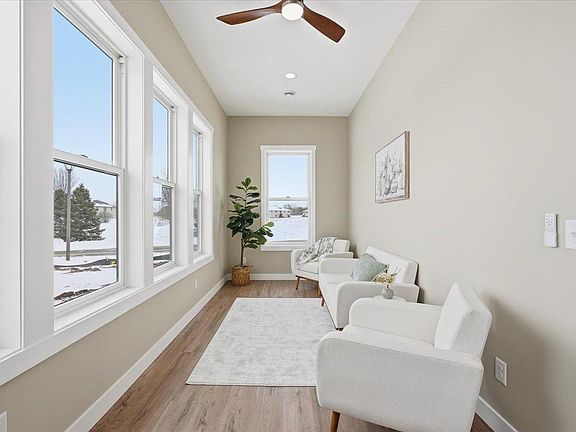 4th image of 1290 Cattail Pl #2