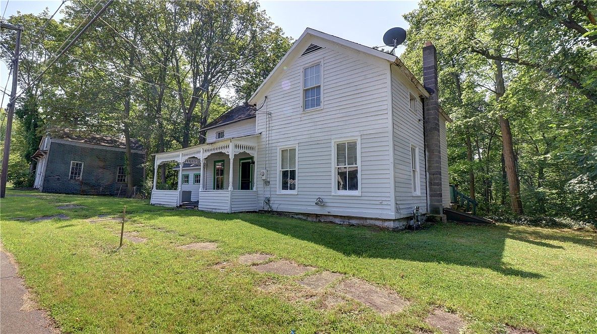 16 Park St, Union Springs, NY 13160 Zillow