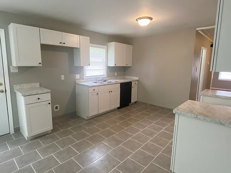 4301 Fredericks Ave — Photo 6