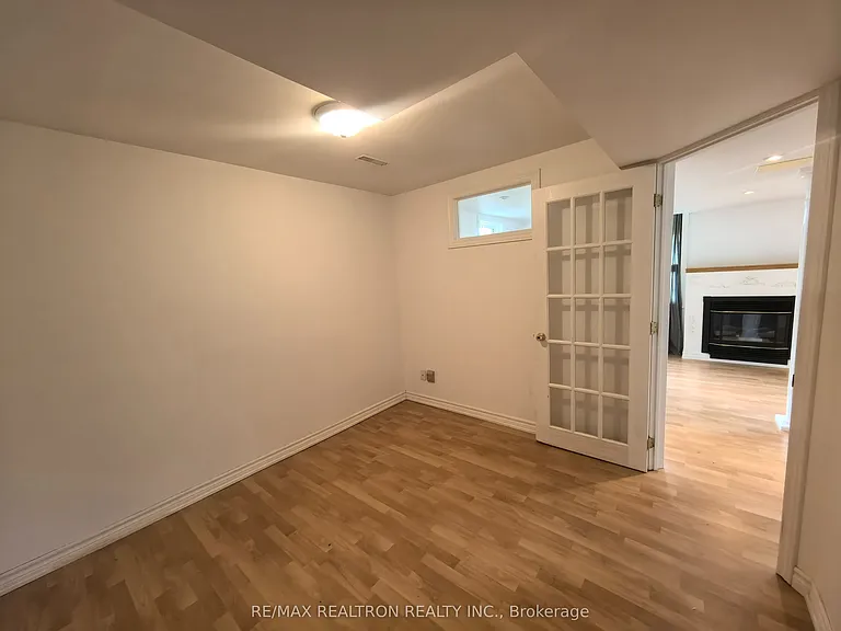 18 Nantucket Dr #BASEMENT — Photo 12