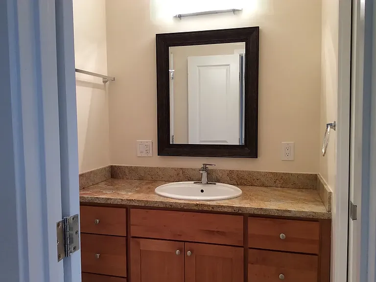 10 Ash Ave #A — Photo 11