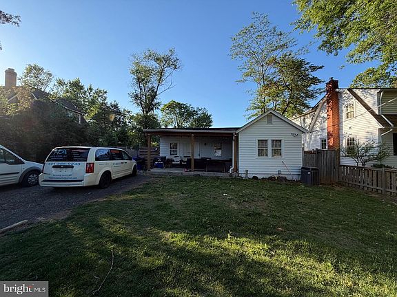 4th image of 3519 17th St S