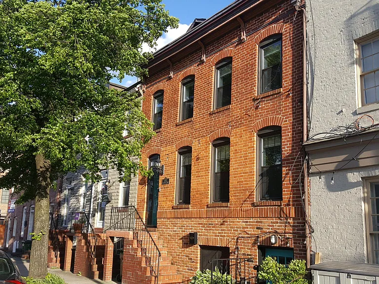 1803 Aliceanna St — Photo 2