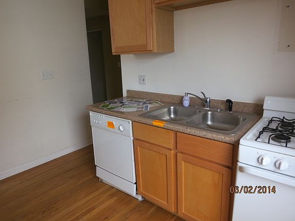 4th image of 4711 N Lawndale Ave APT 2E