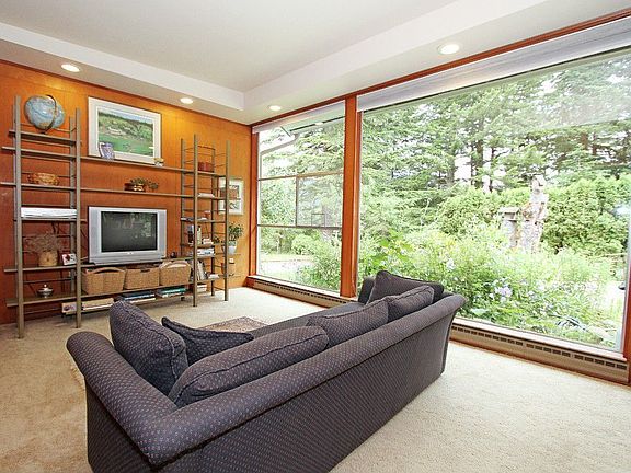 4th image of 13623 409th Ave SE