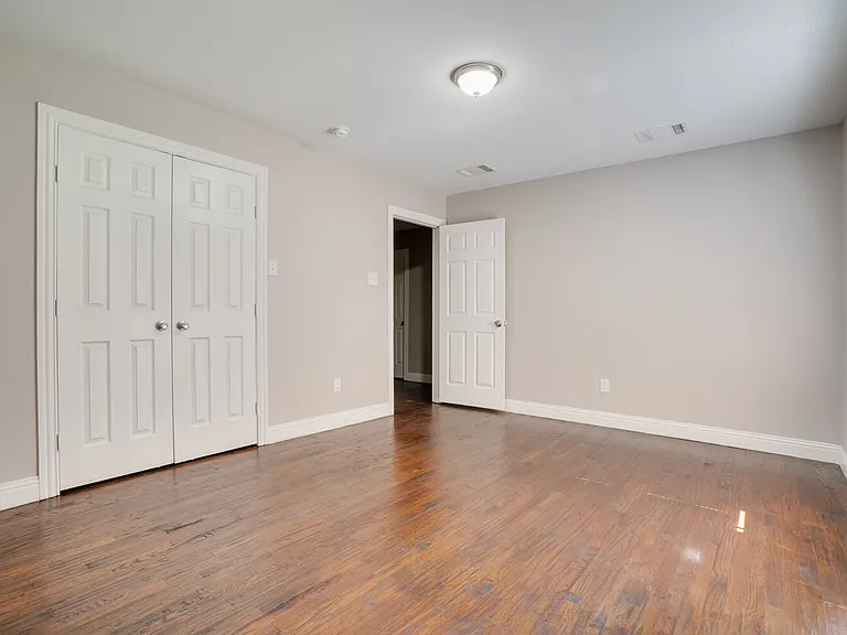 3402 Lawnview Main House Dallas Ter #MAIN HOUSE — Photo 15