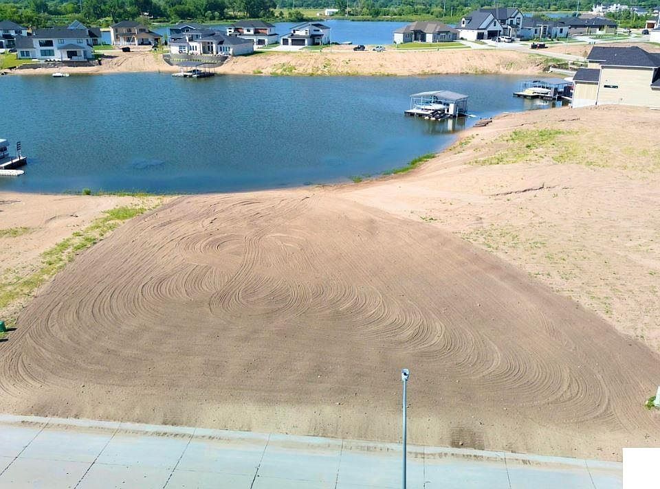 1st image of 28487 Laurel Cir
