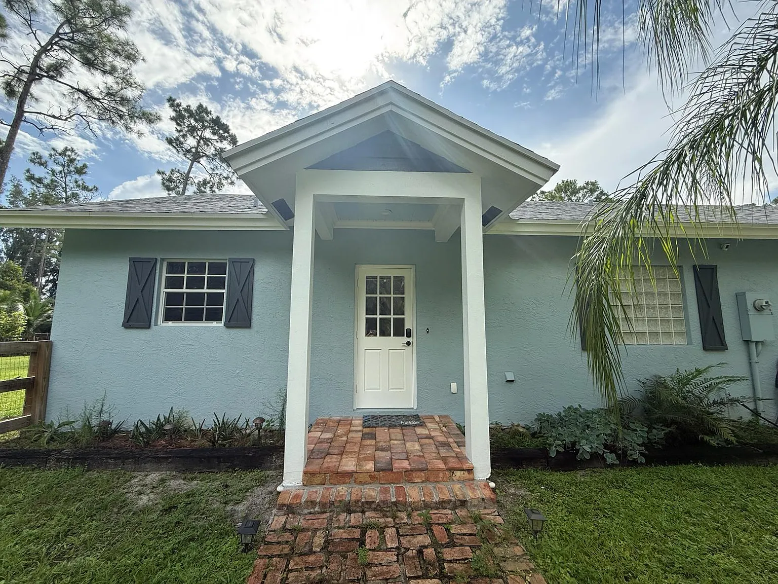 1 bed, 1.0 bath, 950 sqft, $2,300 — Photo 2