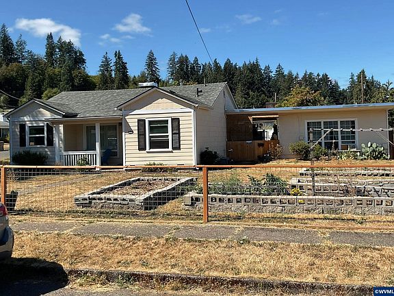 5th image of 914 4th Ave