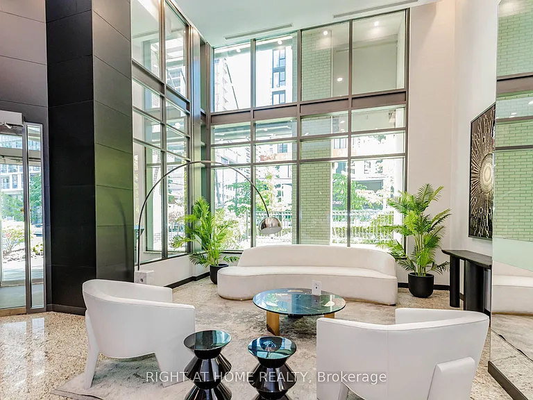 88 Broadway Ave E #1605 — Photo 3