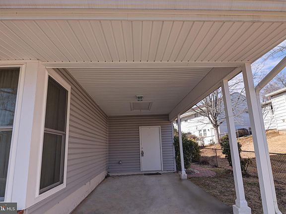 5th image of 13108 Vandalia Dr