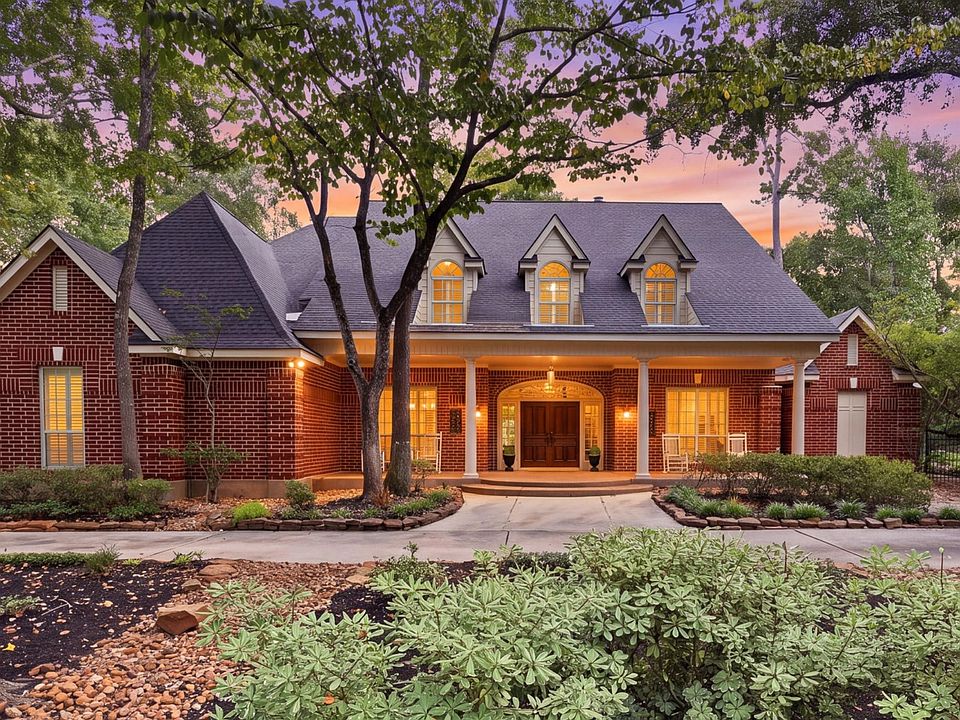 1st image of 7 Pastoral Pond Cir