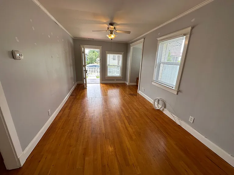 535 N Olive St — Photo 3