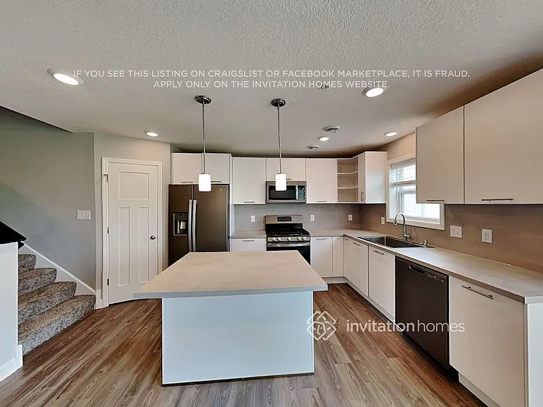 9654 Canter Ct — Photo 6