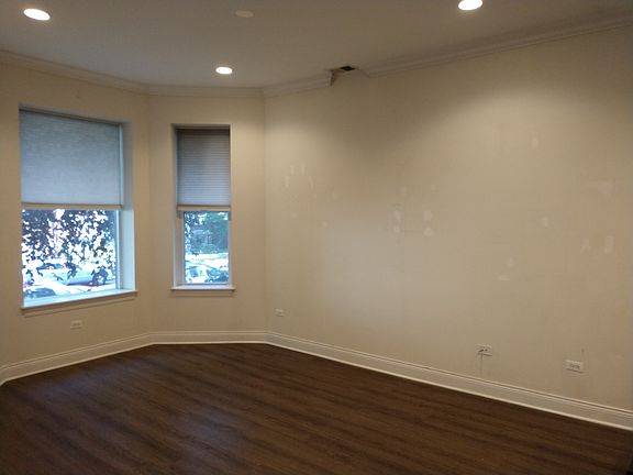 3rd image of 3538 N Fremont St APT 1