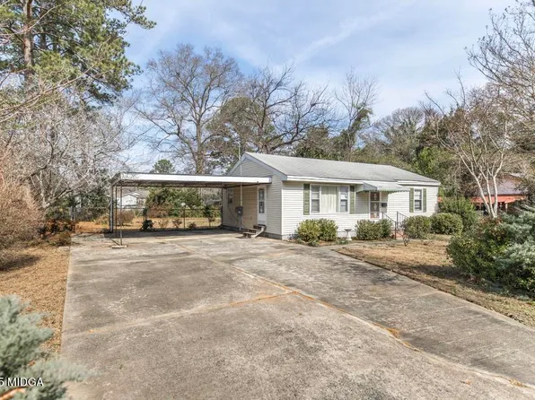 110 Pine Dr, Warner Robins, GA 31088