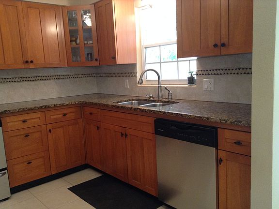5th image of 5424 San Jose Dr