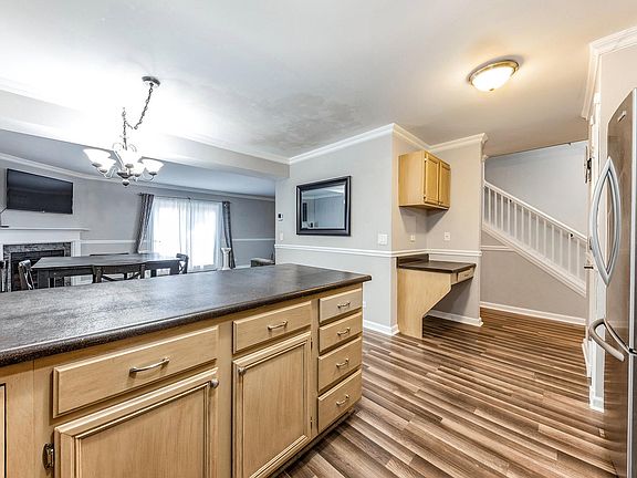 4th image of 145 W Robinhood Way Unit 145
