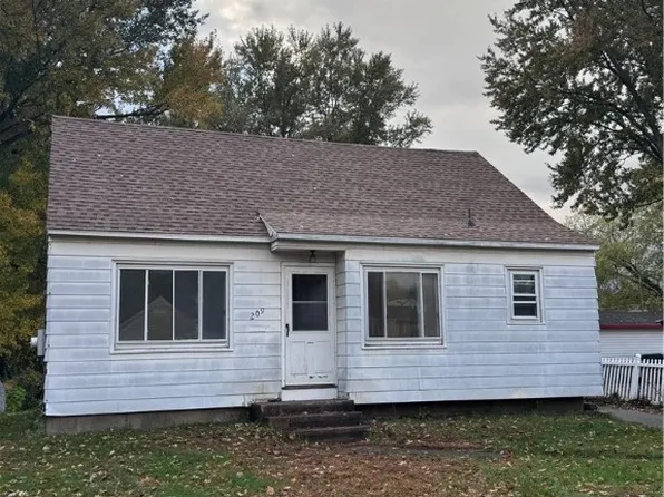 209 Northwood Dr, Syracuse, NY 13211