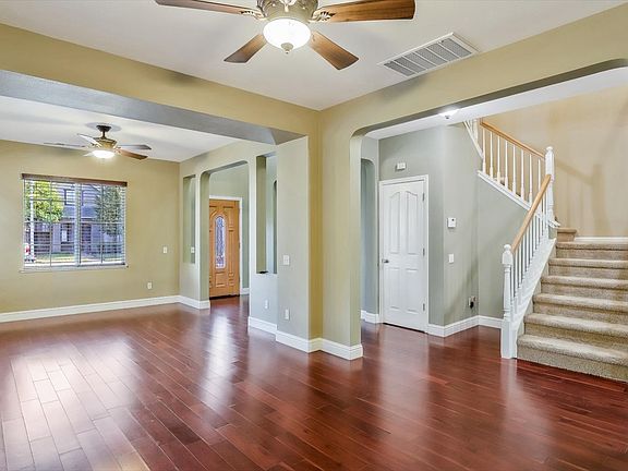 Separate living and dining area. Very spacious floor plan!