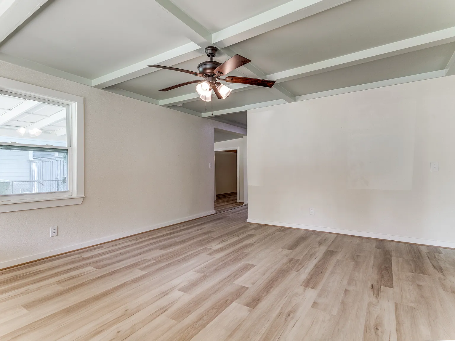 3 bed, 1462 sqft, $2,200 — Photo 4