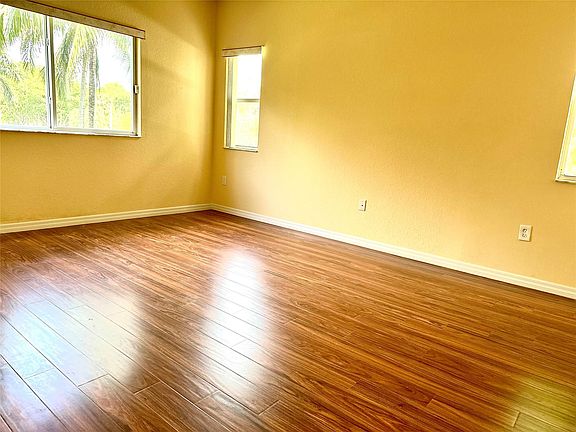 4th image of 7715 Yardley Drive #A215