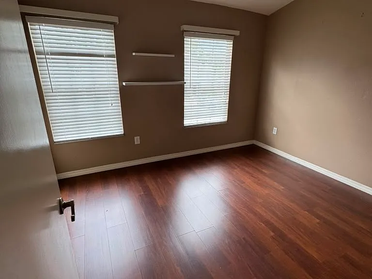 2454 Lake Woodberry Cir — Photo 7