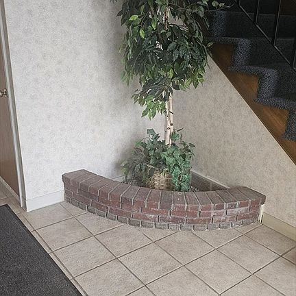 3rd image of 555 Pleasant St #1